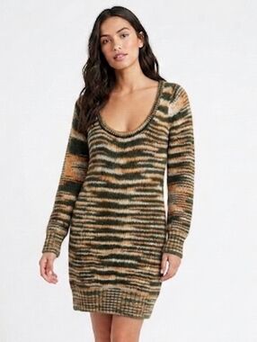 Toi et Moi long scoopneck Mohair/Acrylic stripped LS Long  sweater  size S/M